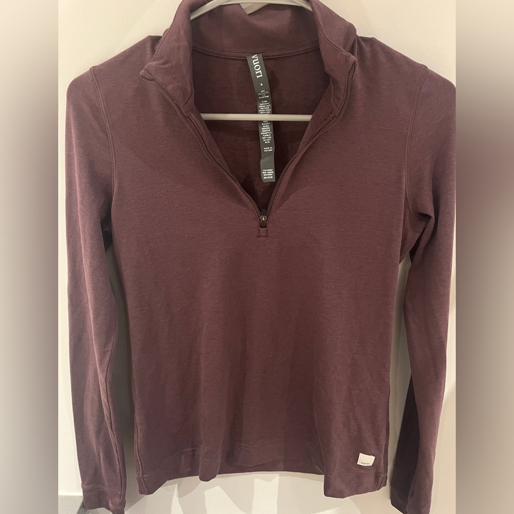 Vuori quarter zip